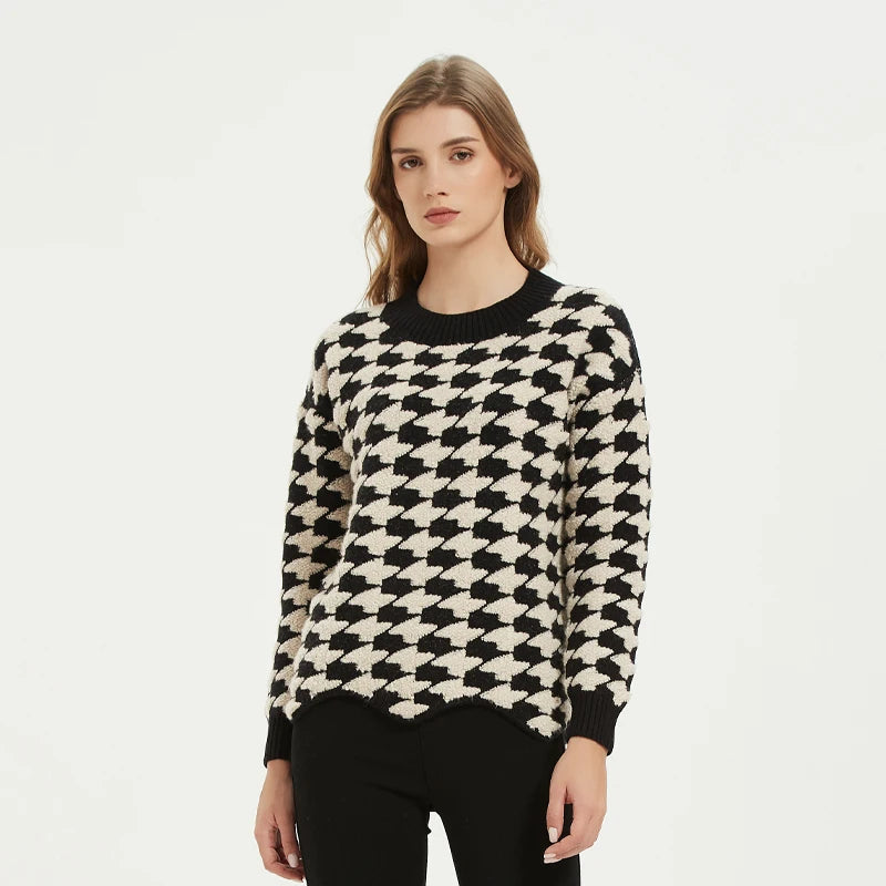 Calvin Hart Women's Houndstooth Fleece Sweater