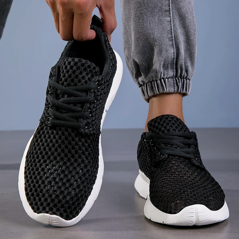 Aeris Mesh Sneakers with Flexible Sole Ash & Harbor